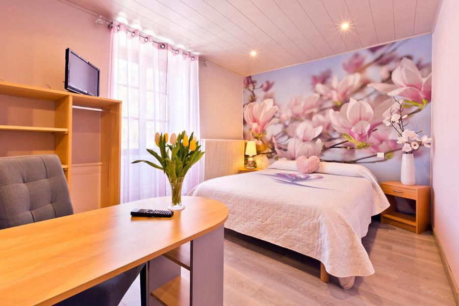 Bed and Breakfast Le P'Tit Bonheur Chilly-sur-Salins Zewnętrze zdjęcie