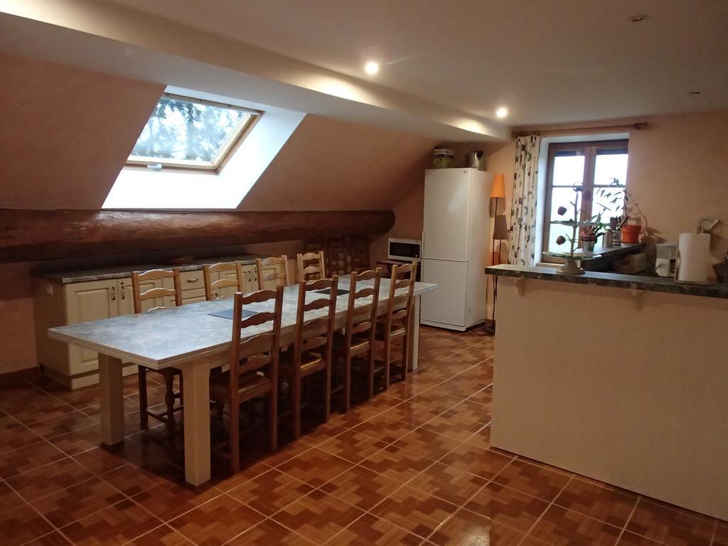Bed and Breakfast Le P'Tit Bonheur Chilly-sur-Salins Zewnętrze zdjęcie